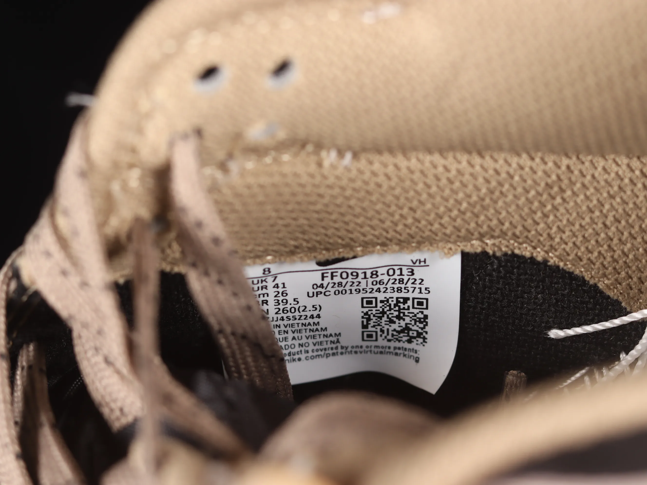 All Categories Nk SB Dunk Series Nk SB Dunk Low Low-top sneakers Otomo Katsuhiro x Nk SB Dunk Low "Steamboy OST" Creative customization collaboration Otomo Katsuhiro co-branded SB low-top sports and leisure sneakers FF0918-013